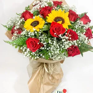 Buquê com 12 Rosas Colombianas mais 2 Girassóis