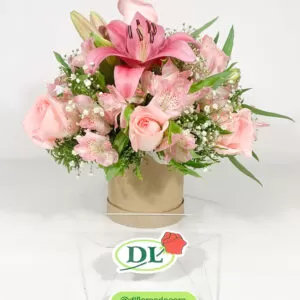 Box grande com flores naturais