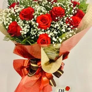 Buquê com 12 Rosas Colombianas